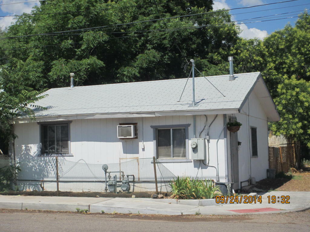 Property Photo:  101 W Pinal St  AZ 86326 