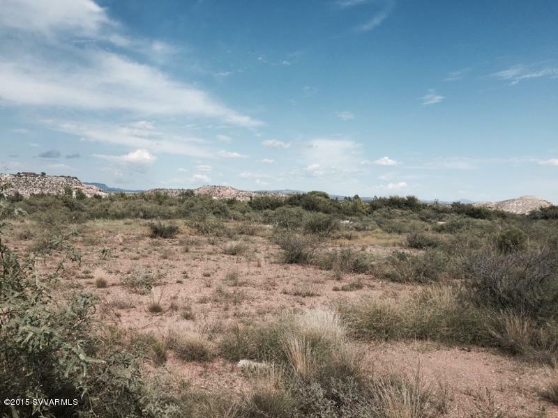 Property Photo:  711 Cove Pkwy  AZ 86326 