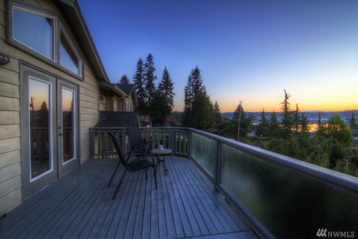 Property Photo:  15922 Sturtevant Ave  WA 98292 