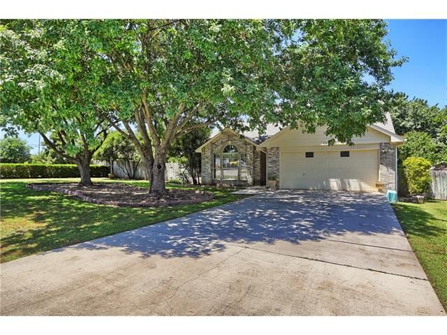 Property Photo:  105 Dove Hollow Drive  TX 78640 