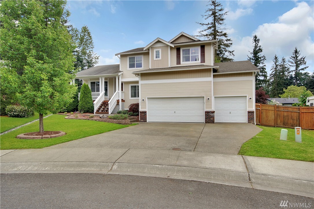 Property Photo: 21022 115th St E WA 98391