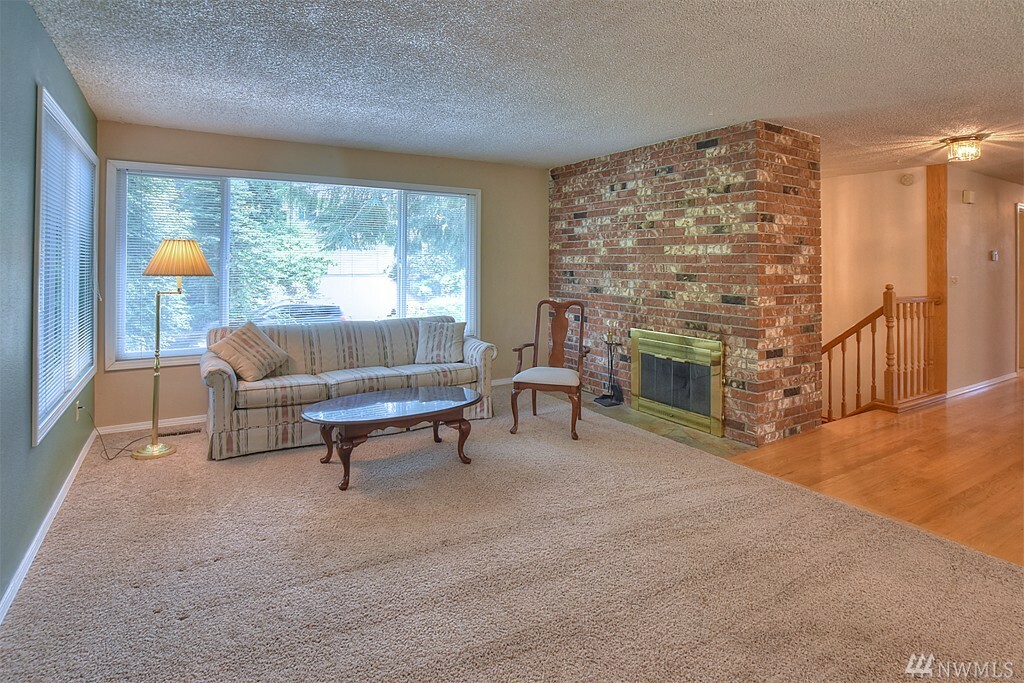 Property Photo: 11712 NE 145th St WA 98034