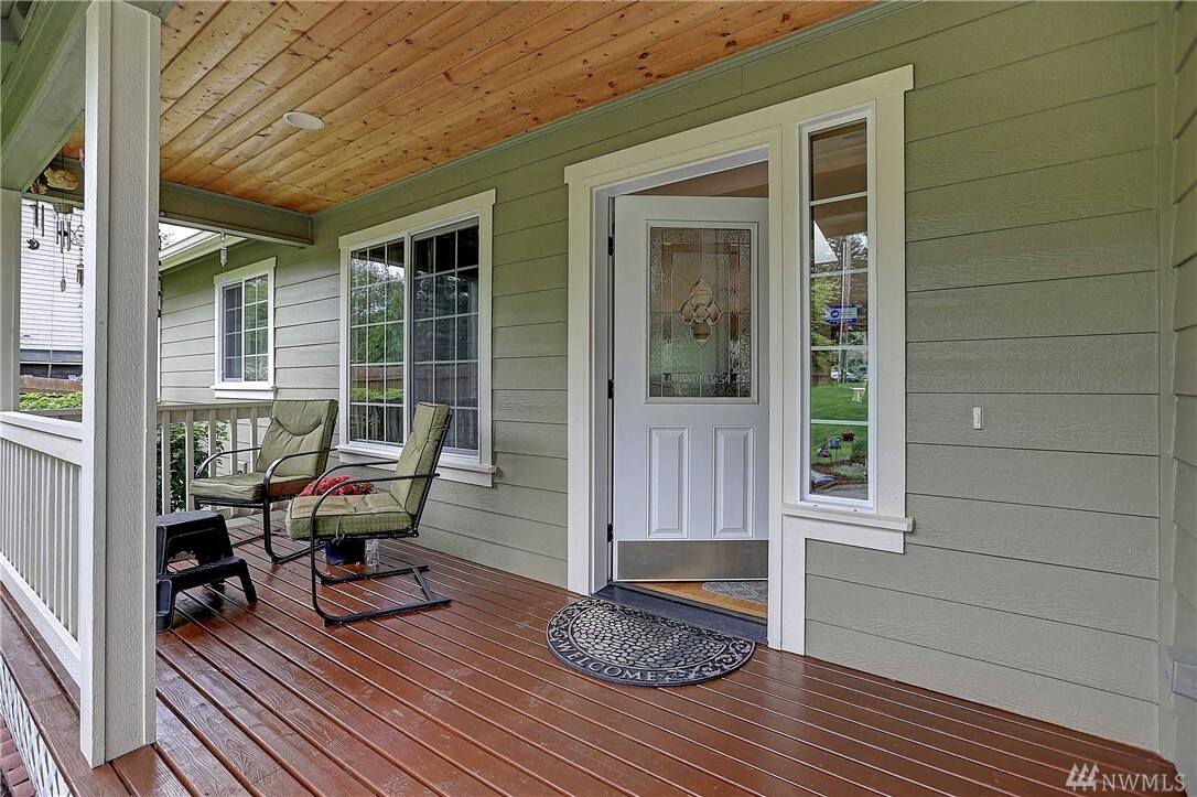 Property Photo: 1559 Silver Fir Dr WA 98282