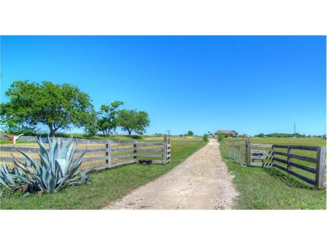 Property Photo:  1011 County Road 149  TX 78626 