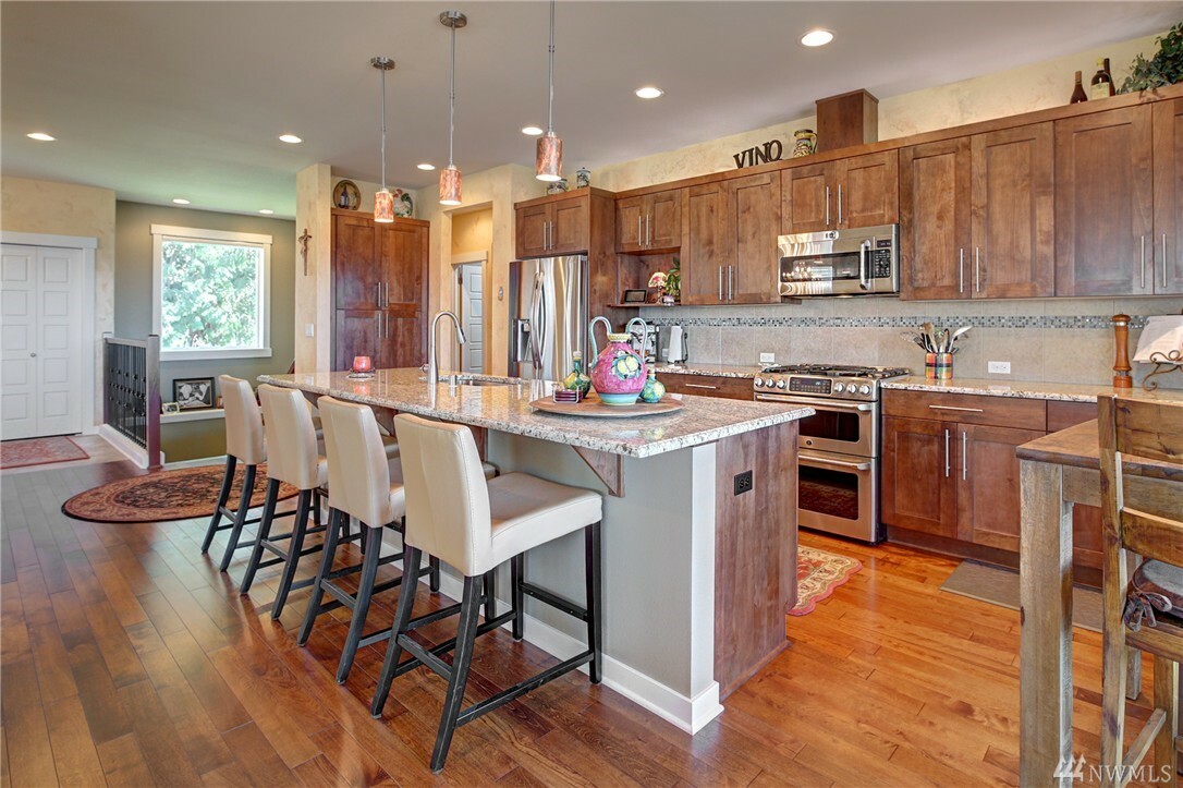 Property Photo: 4802 Hunttings Lane WA 98275