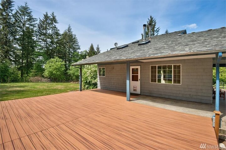 Property Photo: 2806 SW Pine Road WA 98367