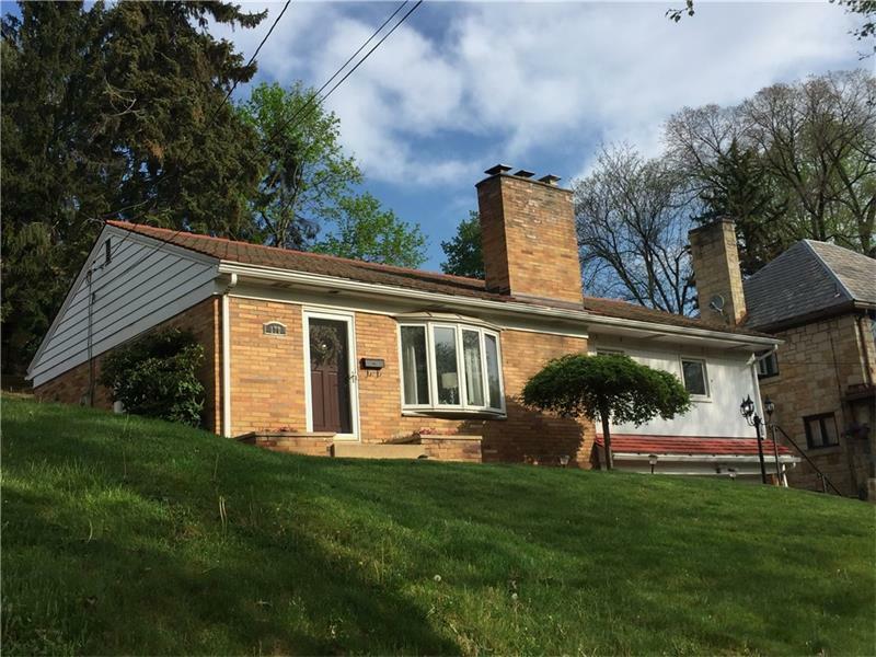 Property Photo:  170 Inglewood Dr  PA 15228 