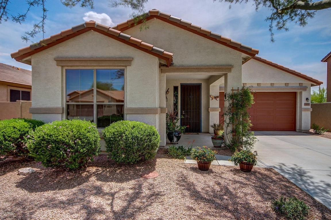 Property Photo:  551 E Harvest Road  AZ 85140 