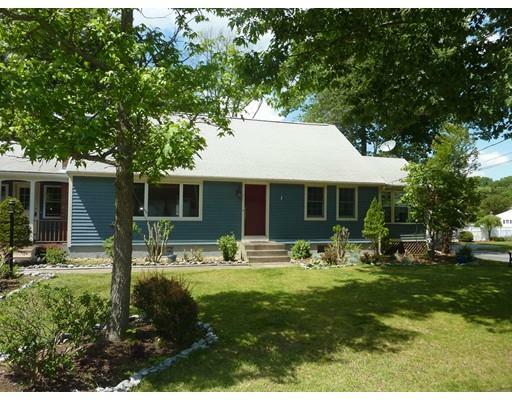 Property Photo:  123 Floral St  MA 01545 