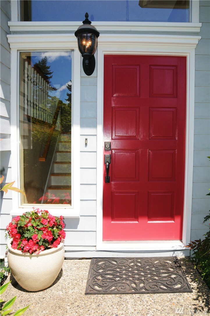Property Photo:  431 222nd St SW  WA 98021 