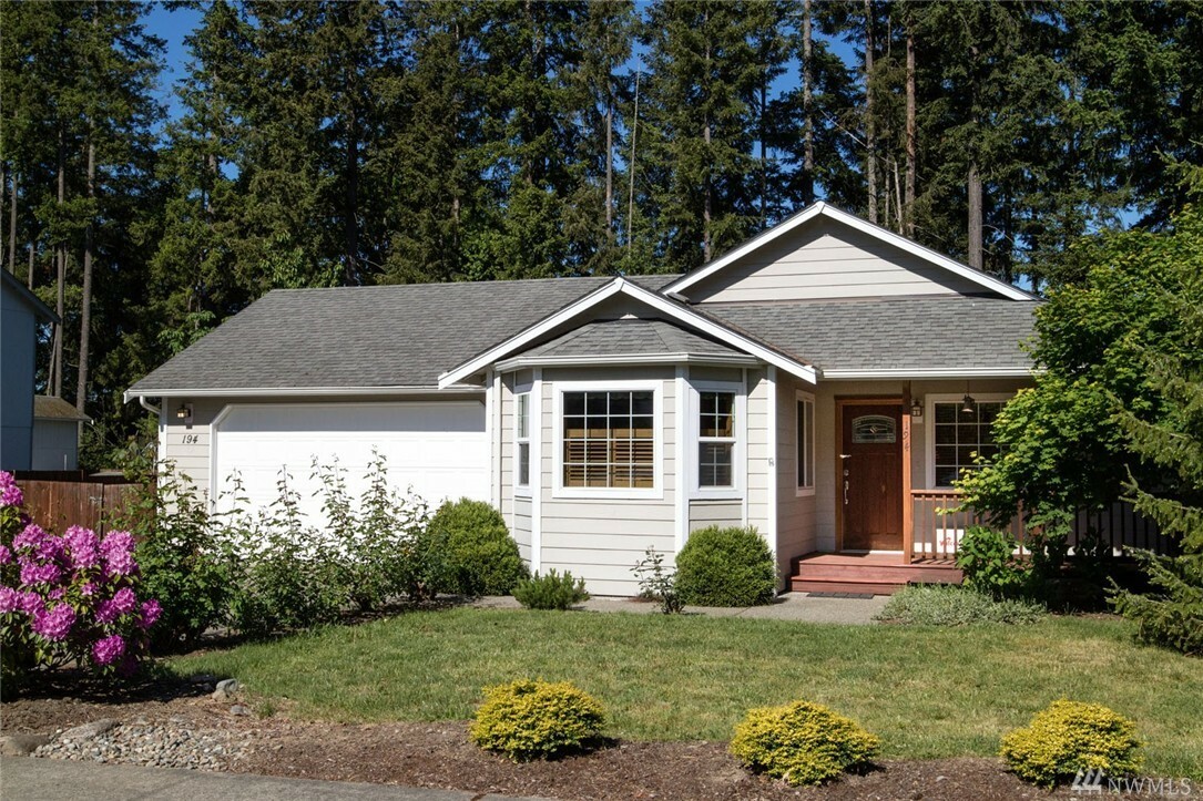 Property Photo: 194 Baumgartner Place N WA 98328