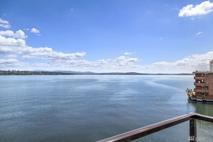 2360 43rd Ave E 415  Seattle WA 98112 photo