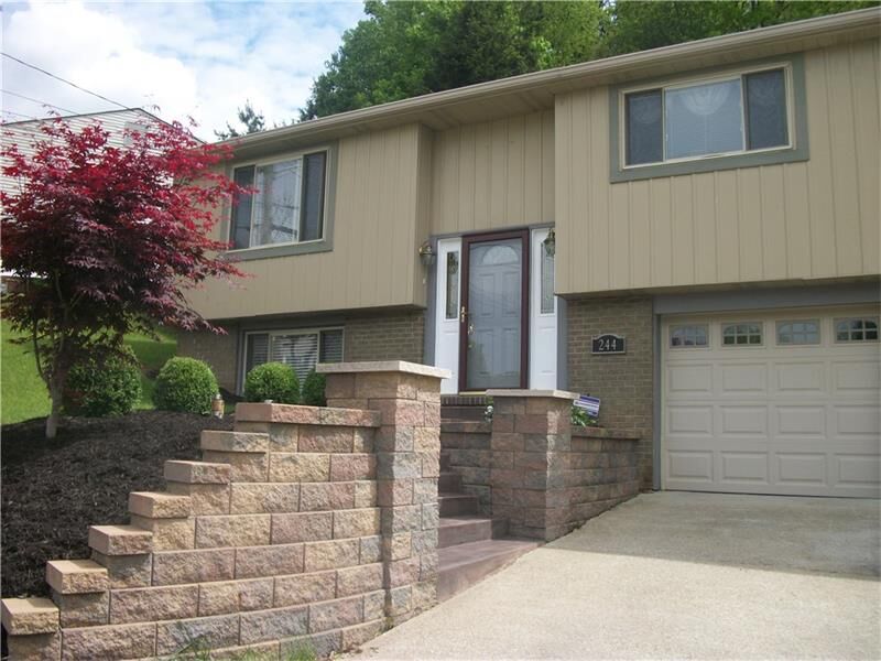 Property Photo: 244 Shasta PA 15239