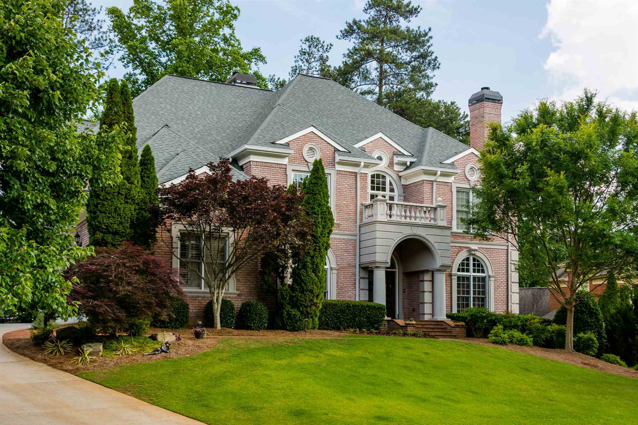 Property Photo: 2170 Blackheath Trace GA 30005