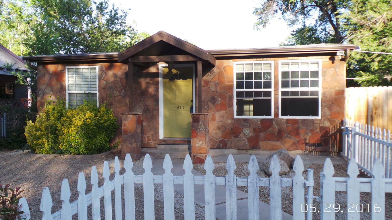 Property Photo:  814 N Walnut Street  AZ 86301 