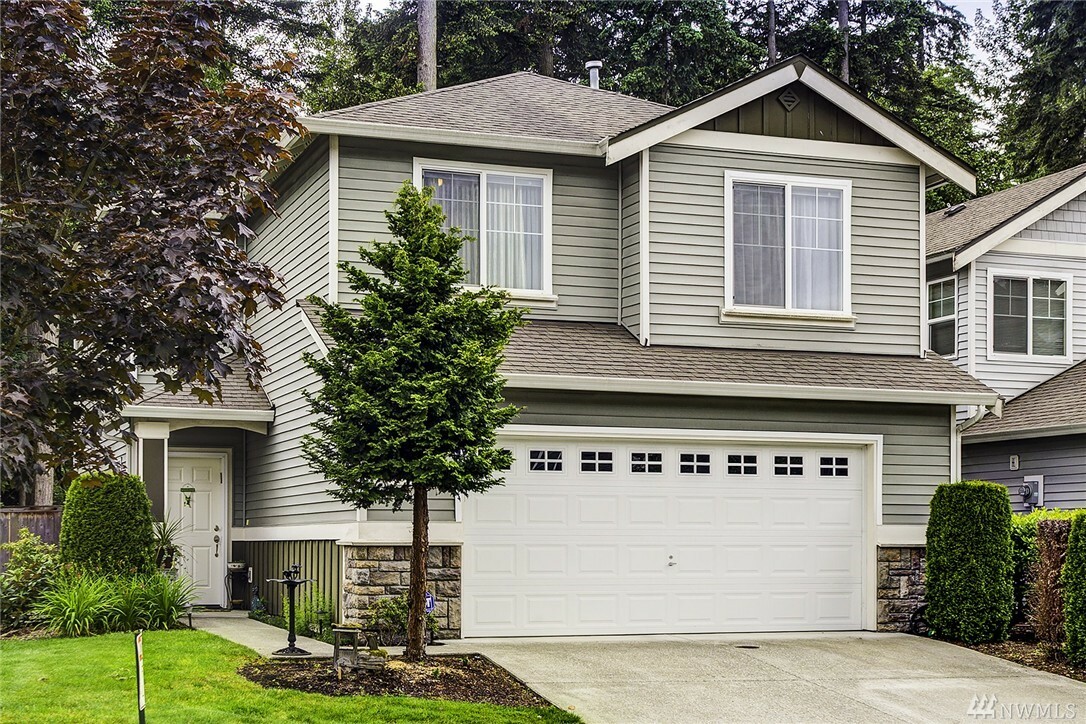 Property Photo:  28393 33rd Lane S 64  WA 98001 