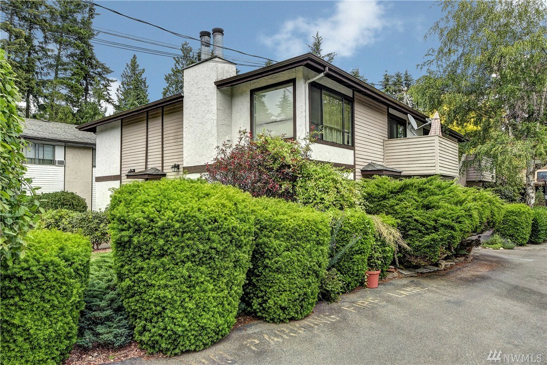 Property Photo:  17718 North Park Place N 2  WA 98133 