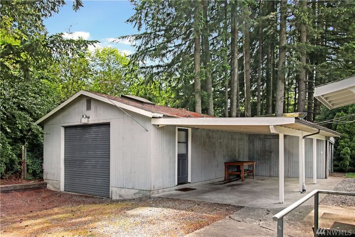 Property Photo:  9226 Maple Rd  WA 98296 