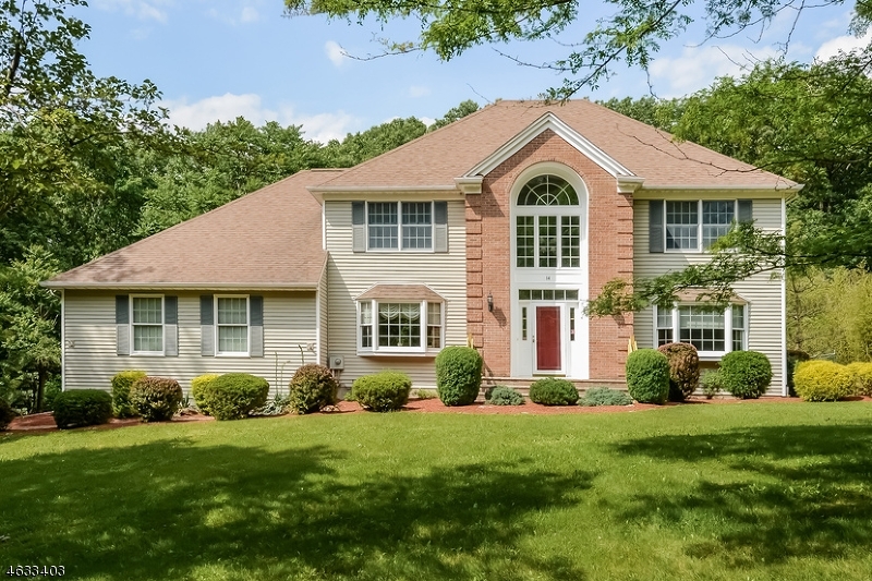 Property Photo: 14 Block Ct NJ 07869