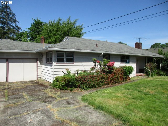 Property Photo:  13709 SE Oatfield Rd  OR 97222 