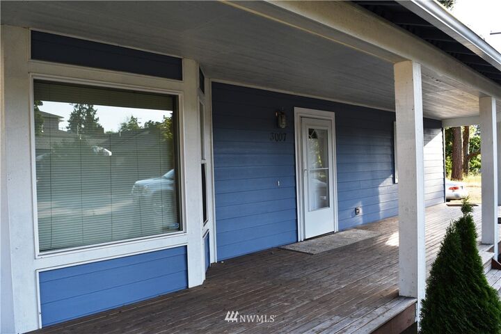 Property Photo: 3007 S 259th Court WA 98032