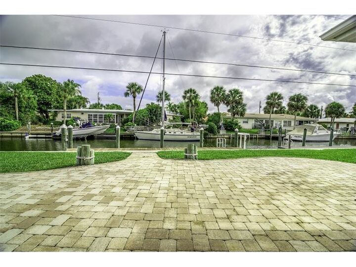 Property Photo: 844 White Cap Circle 11 FL 34285