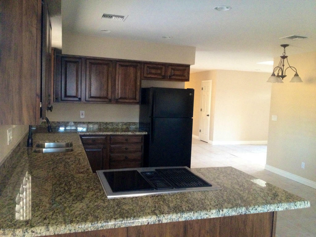 Property Photo: 5150 E Poinsettia Drive AZ 85254