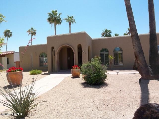 Property Photo: 3525 E Cochise Drive AZ 85028