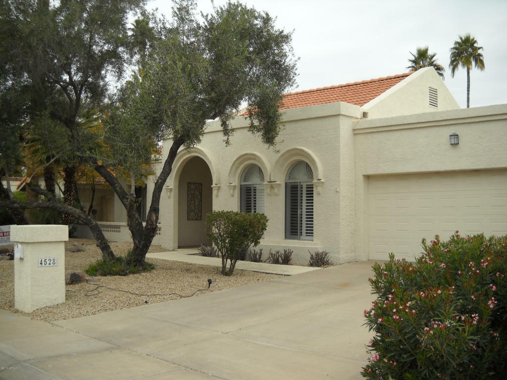 Property Photo: 4528 E Lupine Avenue AZ 85028