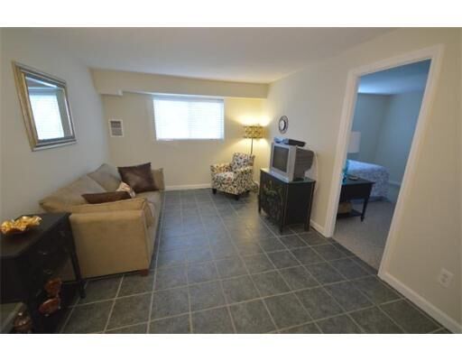 Property Photo:  6 Greenbriar Drive 105  MA 01864 