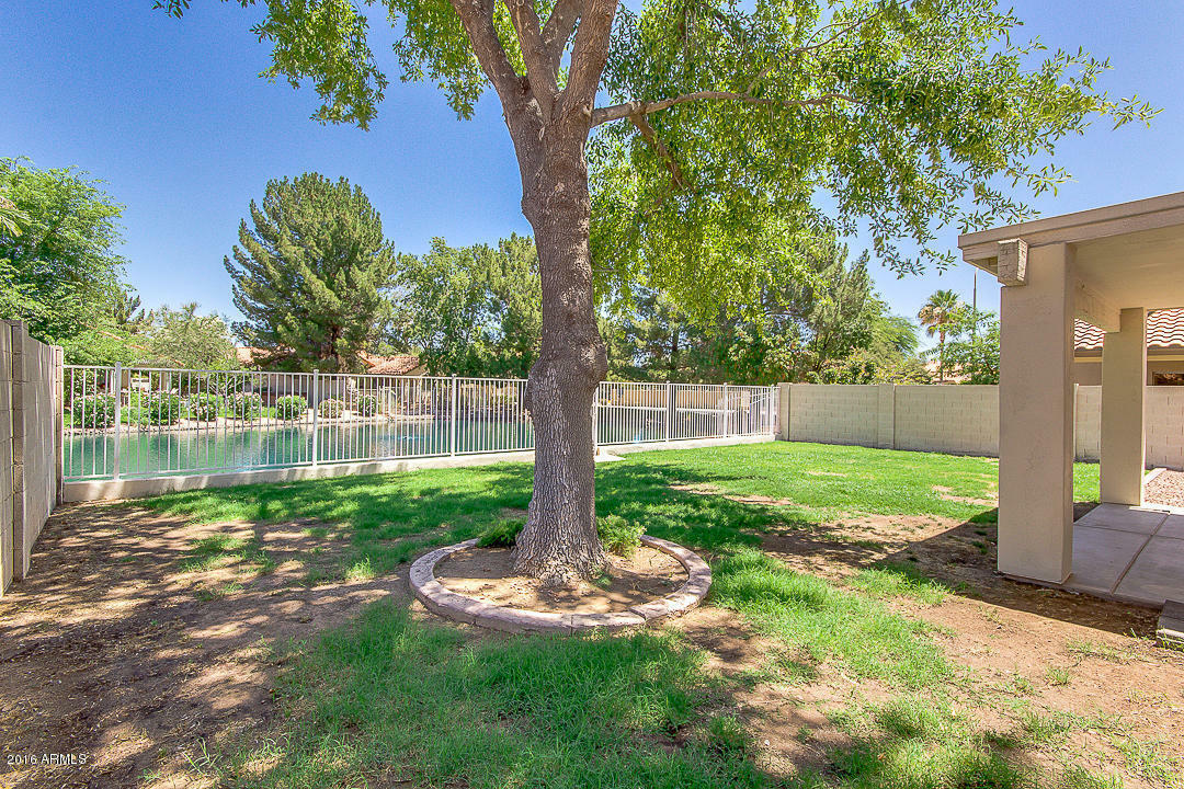 Property Photo:  1610 W Maplewood Street  AZ 85286 