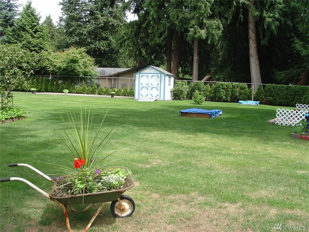 Property Photo:  1484 E Sierra Park Lane  WA 98282 