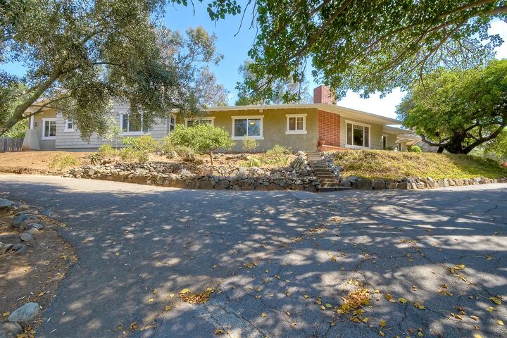 Property Photo:  1131 Vale Terrace  CA 92084 