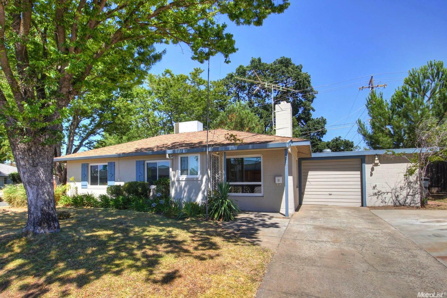 Property Photo:  5101 58th Street  CA 95820 