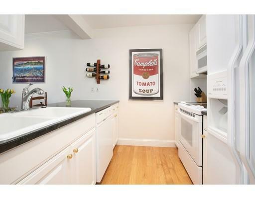 Property Photo:  65 Chelsea St 104  MA 02129 