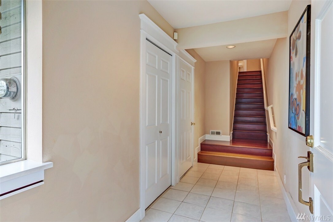 Property Photo: 7250 NE Old Redmond Road H-130 WA 98052