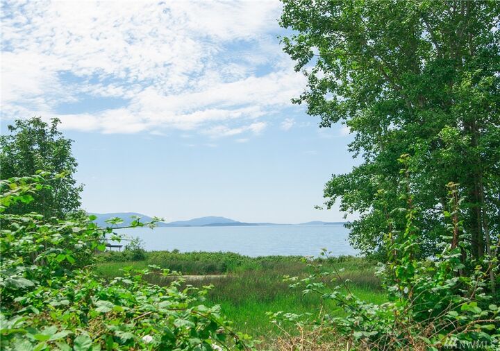 Property Photo: 4855 Alder St WA 98248