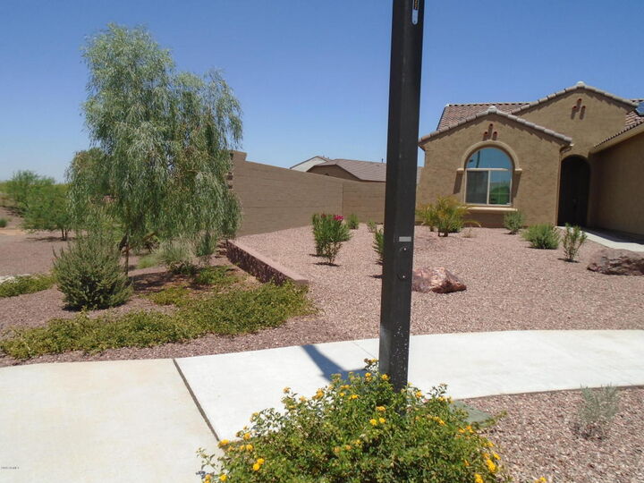 Property Photo:  17584 W Bajada Drive  AZ 85387 