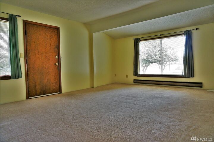 Property Photo: 6014 E I WA 98404