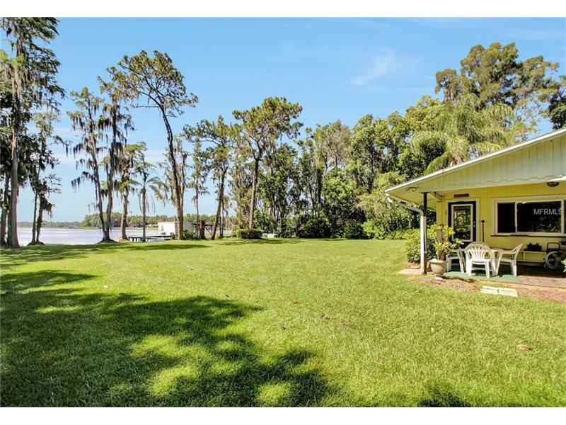 Property Photo:  9514 Eddings Road  FL 33556 