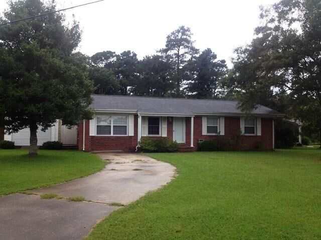 Property Photo:  39 Victoria Road  NC 28546 