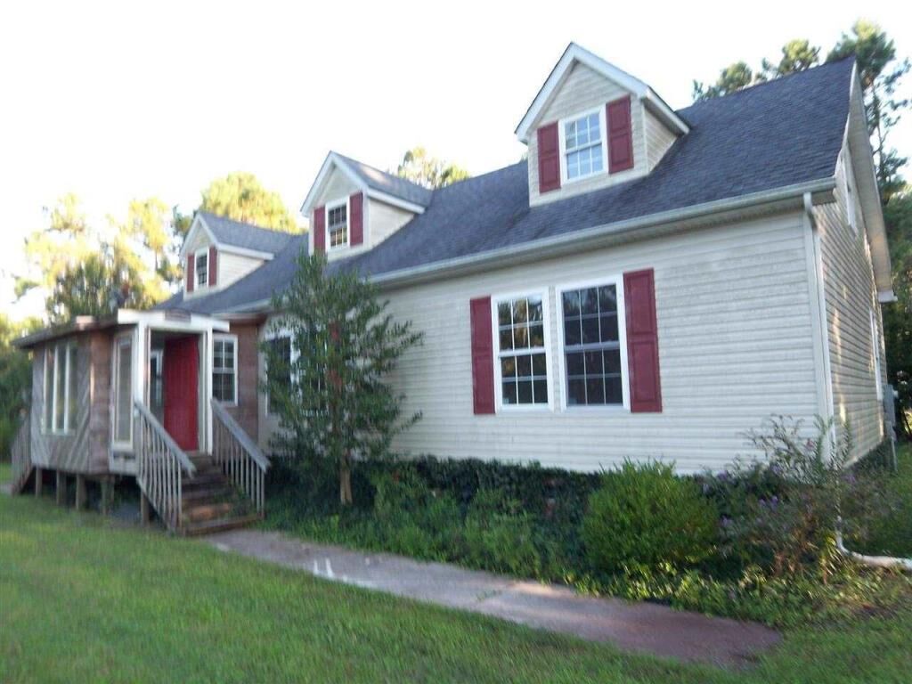 Property Photo:  264 7 Howell Road  NC 28539 