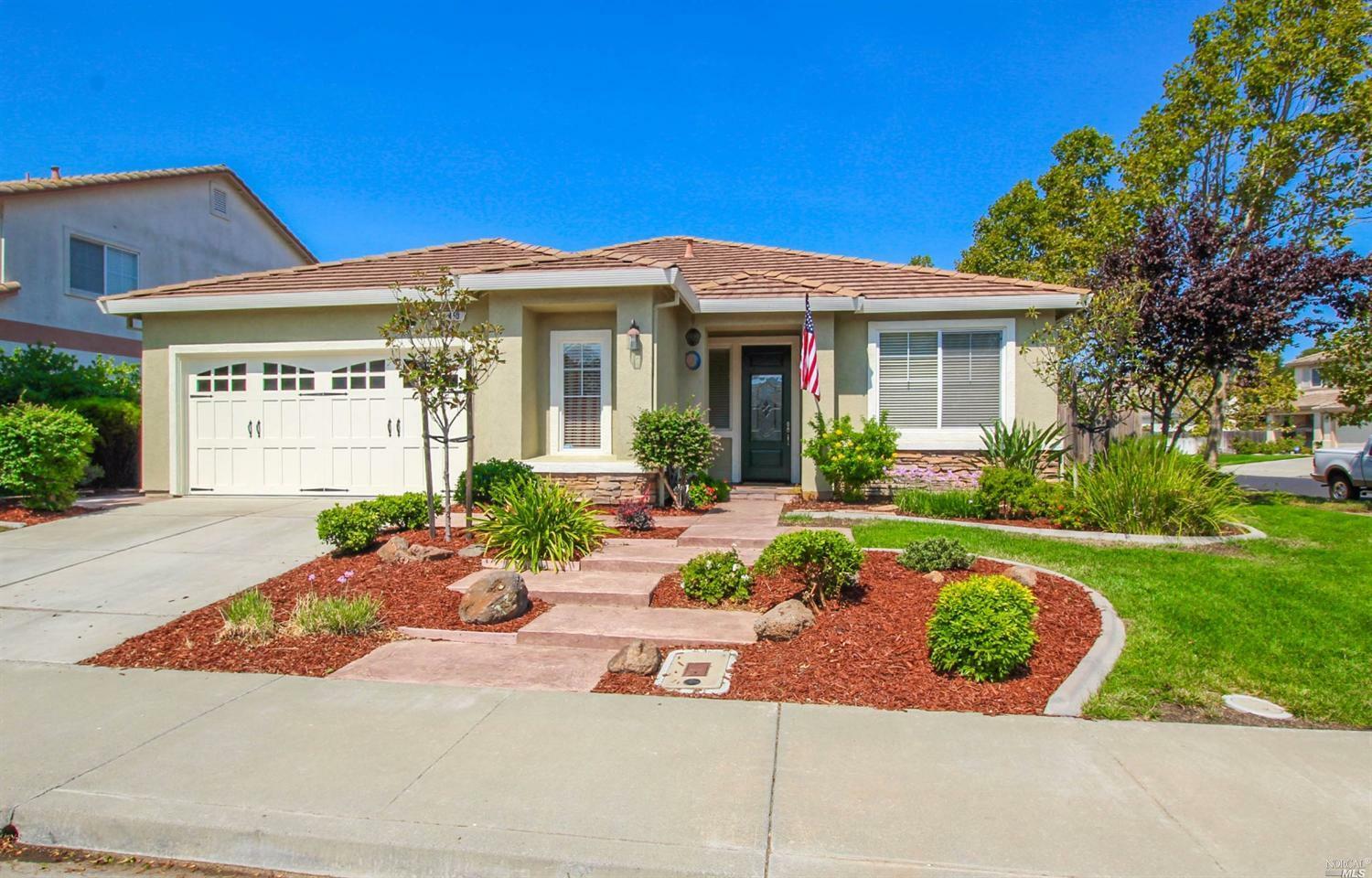 Property Photo:  450 McFall Court  CA 94585 