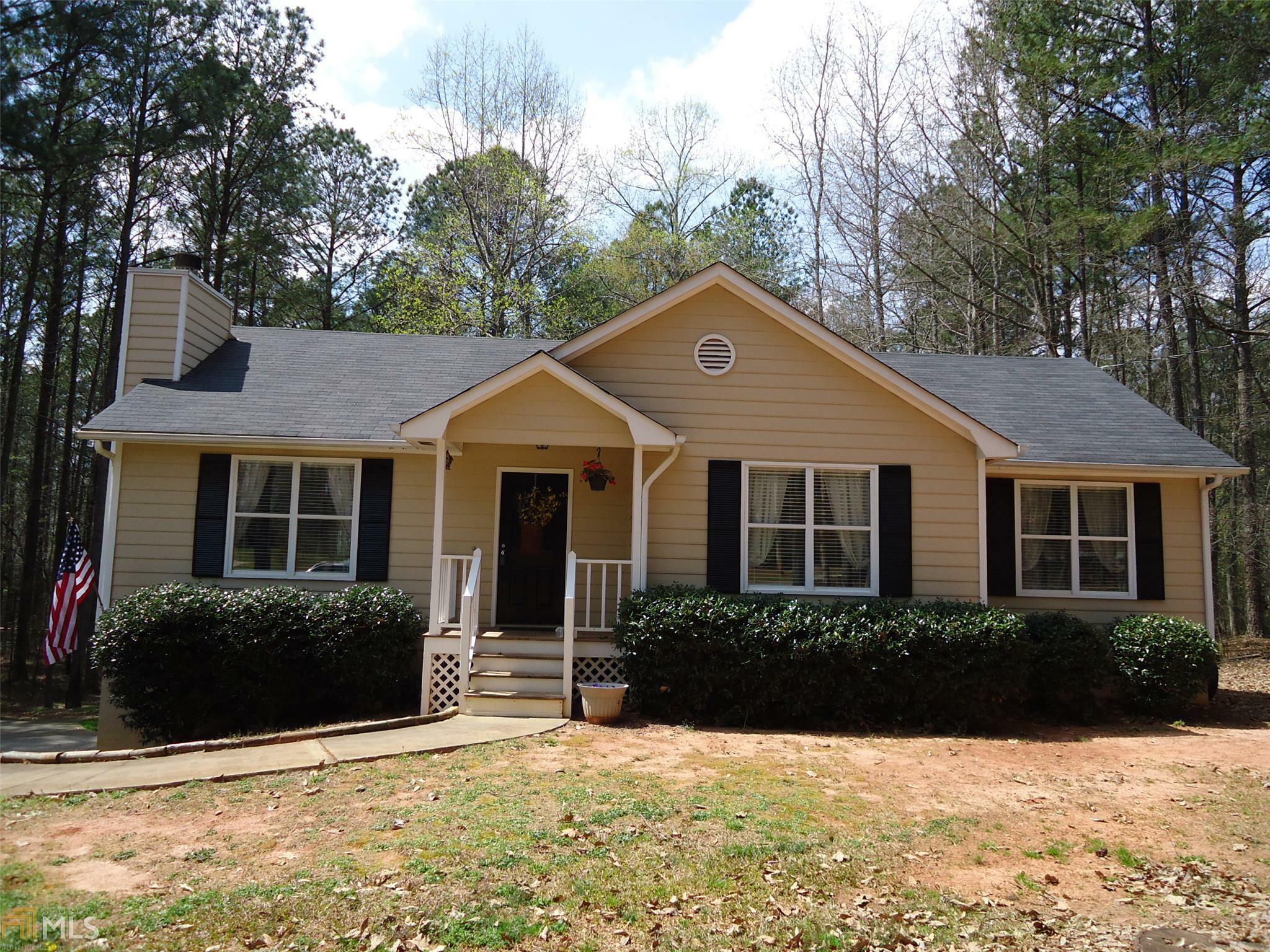 Property Photo: 70 Meredith Trace GA 30277