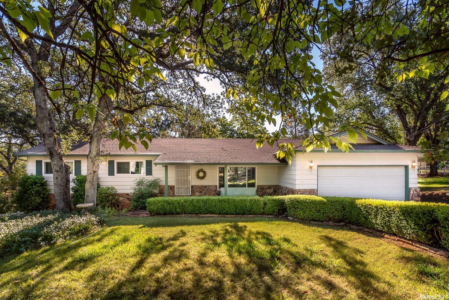 Property Photo: 2260 Sunny Oak Drive CA 95602
