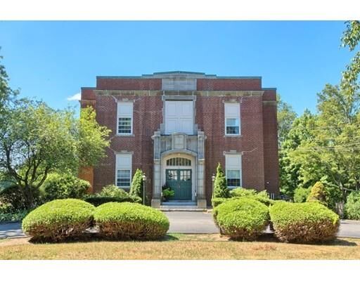 Property Photo:  15 Green Street 4  MA 01938 