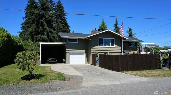 Property Photo: 3910 Lowell Street WA 98383