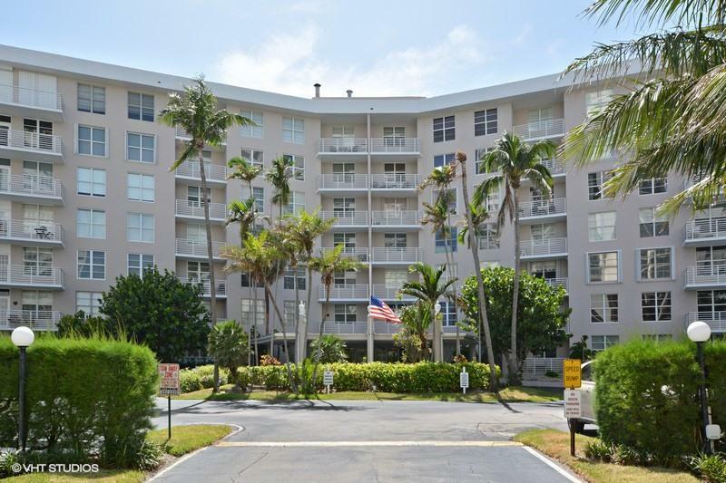 Property Photo: 2851 S Ocean Blvd 4A FL 33432