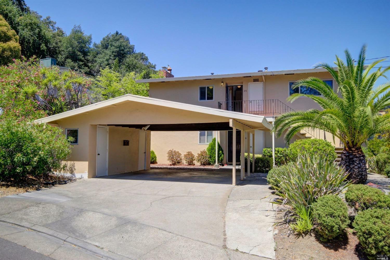 Property Photo:  18 20 Leafwood Circle  CA 94901 