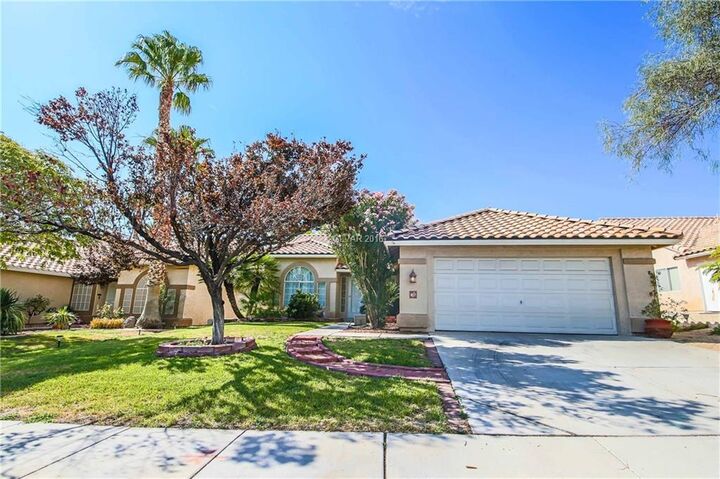 1827 Candle Bright Dr  Henderson NV 89074 photo